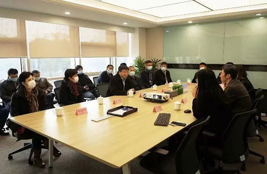 上海市副市长陈群一行莅临上海hg8868皇冠国际集团视察调研
